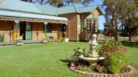 Butterfly Farm Bed And Breakfast Nirranda - Hotel QLD 1