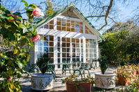Book Wentworth Falls Accommodation Vacations Hotel QLD Hotel QLD