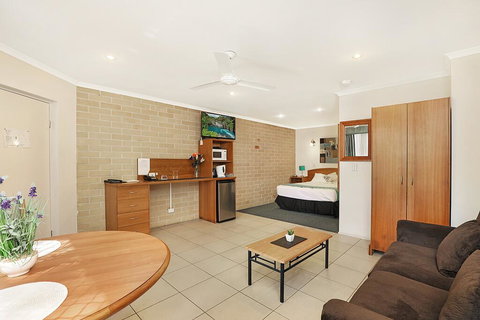 Caboolture Riverlakes Boutique Motel - Hotel QLD 1