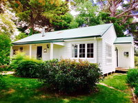 Book Walcha Accommodation Vacations Hotel QLD Hotel QLD