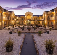 Canberra Parklands Central Apartment Hotel - Hotel QLD