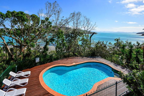 Casuarina 18 Ocean View House Central Location BBQ Golf Buggy - Hotel QLD 1