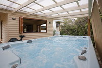 Charles Central Oasis 8