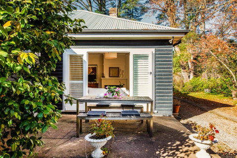 Charming Mountain Cottage - Hotel QLD 0
