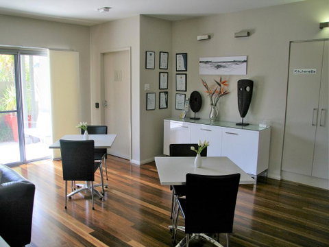 Chaucer Palms Boutique B&B - Hotel QLD 3