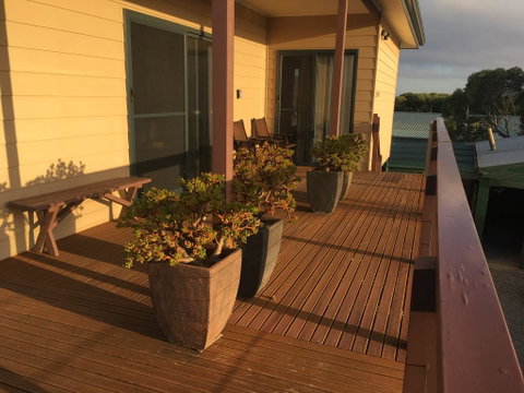 Chill N Sea Coastal Retreat - Hotel QLD 1