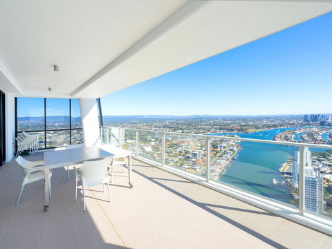 Circle On Cavill 52nd Floor Spacious Skyhome Apartment - Hotel QLD 0