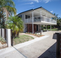City Beach Holiday House - Hotel QLD