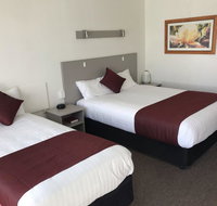 Cobb Inlander Motel - Hotel QLD