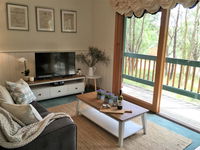 Book Cockatoo Accommodation Vacations Hotel QLD Hotel QLD