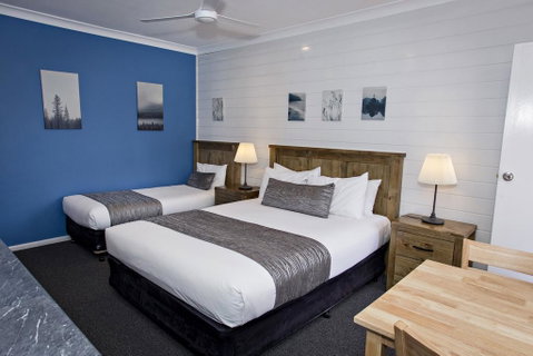 Colonial Motel & Apartments - Hotel QLD 2
