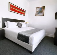 Commercial Hotel Hay - Hotel QLD
