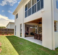 Coolum Street 41 Dicky Beach