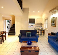 Country Apartments - Hotel QLD
