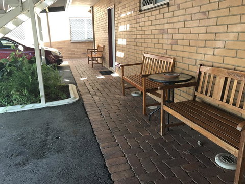 Country Comfort Gin Gin Wild Scotsman Motor Inn - Hotel QLD 2