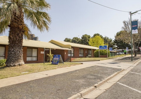 Country Roads Motor Inn - Hotel QLD 0