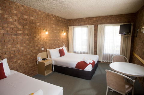 Courtyard Motor Inn - Hotel QLD 2