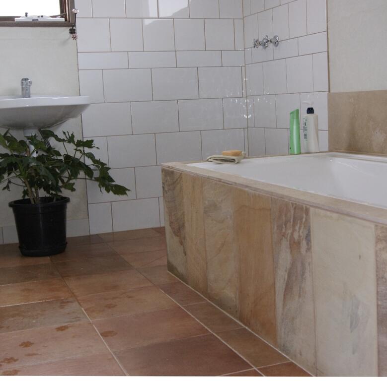 Majorca VIC Hotel QLD