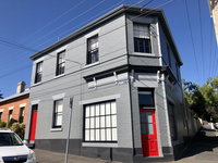 Cromwell Apartment - 3 Red Doors Battery Point
