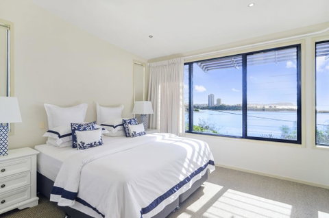 Currumbin Beachside Holiday Home - Hotel QLD 1