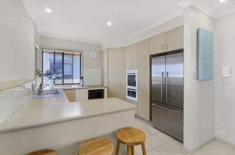 Currumbin Beachside Holiday Home - Hotel QLD 3