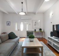 Cute and Relaxed Holiday Home - Close to Beach