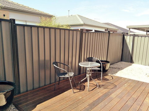 Daisy Villa - Close To Mel Airport & Hume Highway -Comfort - Hotel QLD 2