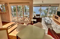 Dauphine 1/23 Townsend Street