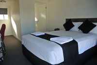 Book Springsure Accommodation Vacations Hotel QLD Hotel QLD