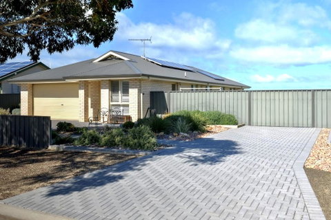 Dragons Rest - Hotel QLD 0