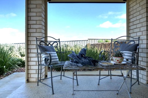 Dragons Rest - Hotel QLD 1