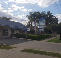 Edward Parry Motel and Apartments - Hotel QLD
