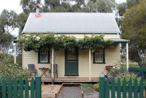 Elinike Guest Cottages - Hotel QLD 3