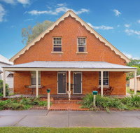 Eliza 1875 Red Brick Duplex Townhouse - Hotel QLD