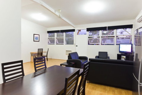Exmouth Villas Unit 33 - Renovated Holiday Villa A Short Walk From Town Centre - Hotel QLD 3