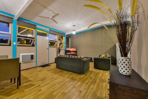 Exmouth Villas Unit 37 - Beautifully Appointed Villa Close To Town Centre - Hotel QLD 1