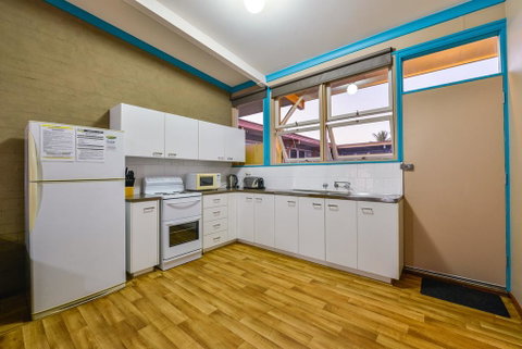 Exmouth Villas Unit 37 - Beautifully Appointed Villa Close To Town Centre - Hotel QLD 3