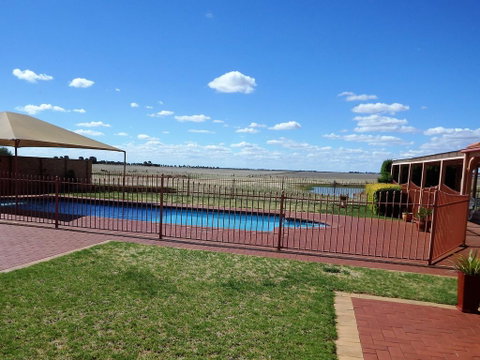 Fairways Bed & Breakfast At Jerilderie - Hotel QLD 1