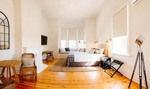 Flash Jacks Of Gundagai - Hotel QLD 1