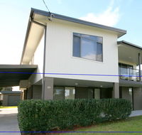 FRASERS COTTAGE- 23 Castle St Laurieton