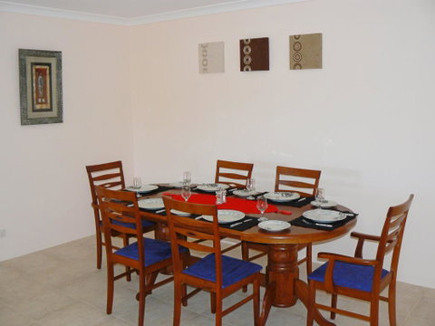 Geraldton Luxury Vacation Home - Hotel QLD 3