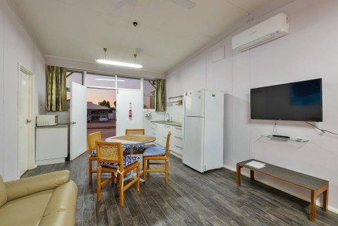 Getaway Villas Unit 38-10 - 2 Bedroom Self-Contained Accommodation - Hotel QLD 2