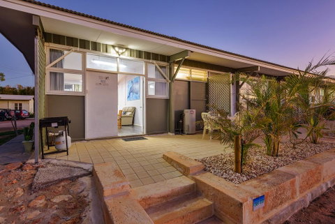 Getaway Villas Unit 38-10 - 2 Bedroom Self-Contained Accommodation - Hotel QLD 0