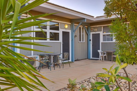 Getaway Villas Unit 38-5 - 1 Bedroom Self-Contained Accommodation - Hotel QLD 0