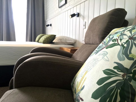 Gin Gin Village Motor Inn Motel - Hotel QLD 0