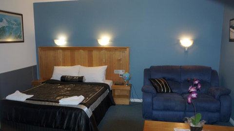 Golden Leaf Motel - Hotel QLD 2
