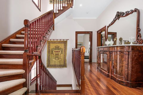 Grand & Central On George - Unique - Opulent - Hotel QLD 1