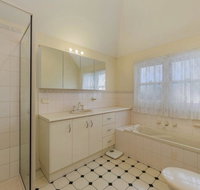 Heart of Geelong Entire Townhouse Sleeps 8 - Hotel QLD