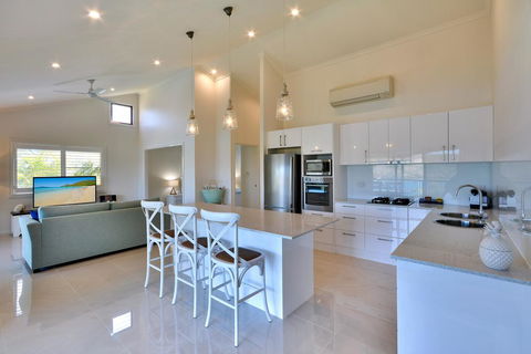 Heliconia Grove On Hamilton Island - Hotel QLD 3