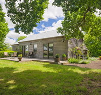 Historic Timboon House Stables  Gardens - Hotel QLD